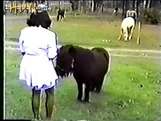 Slave By The Back Of The Head And Roughly Face Fucking Him