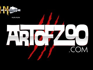 Yasmin Kiss It Better beastis